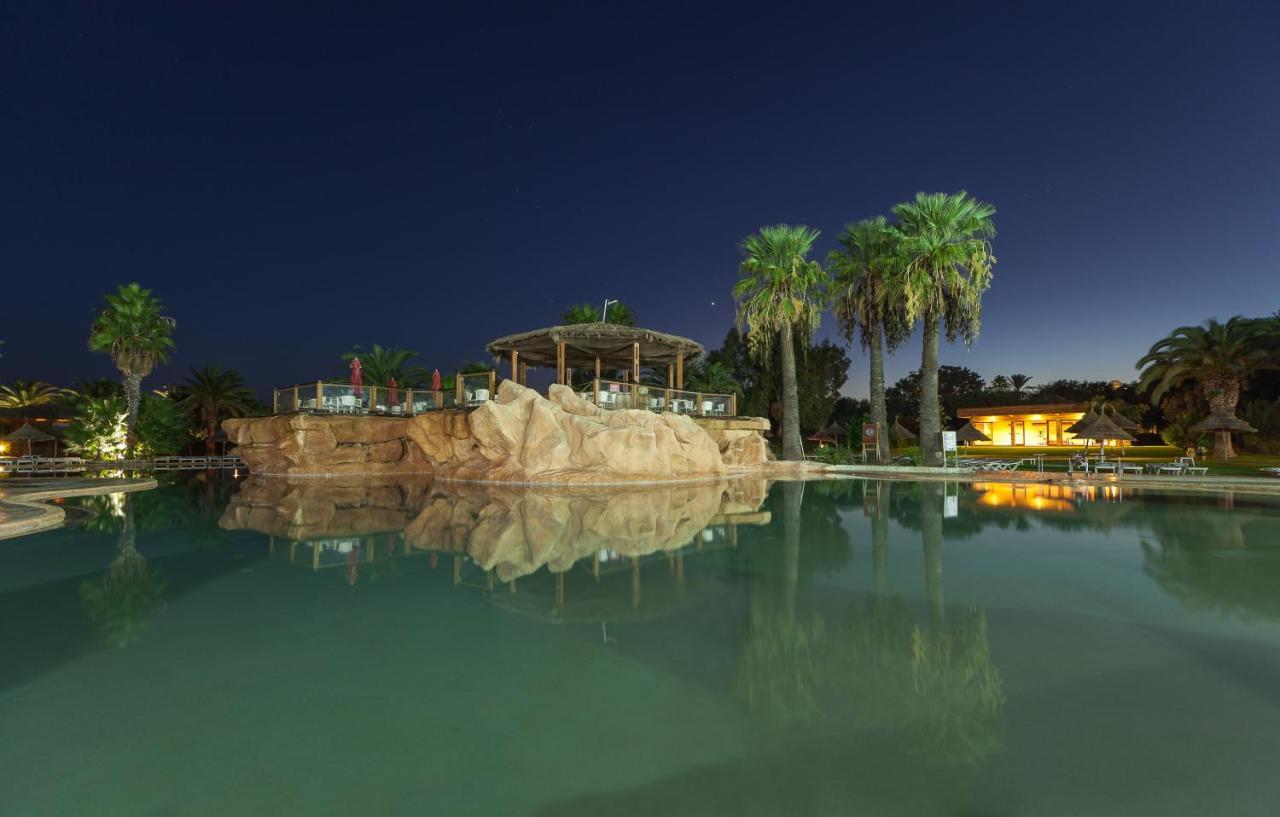 Sentido Phenicia Hotel Al-Hammamat Bagian luar foto