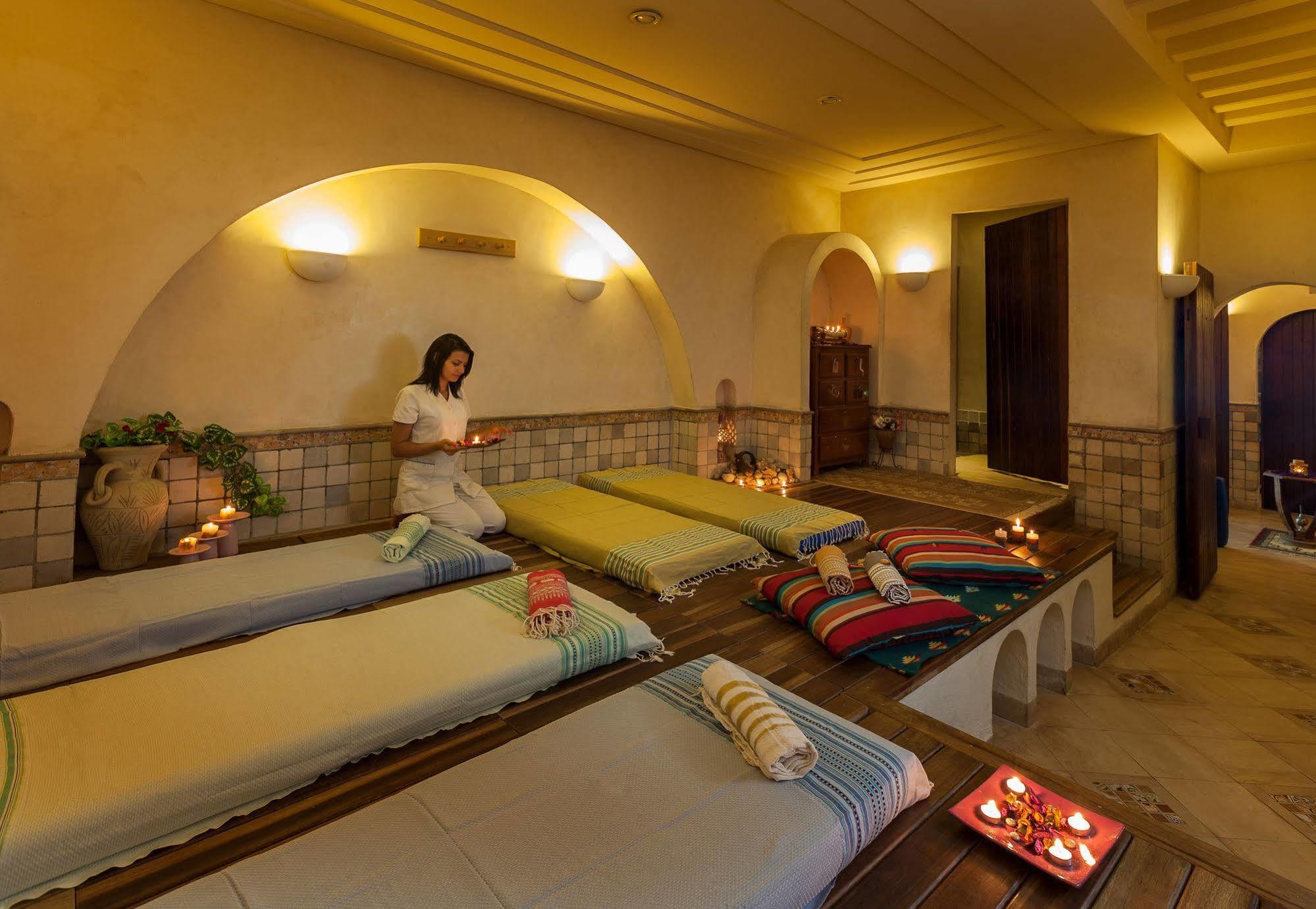 Sentido Phenicia Hotel Al-Hammamat Bagian luar foto