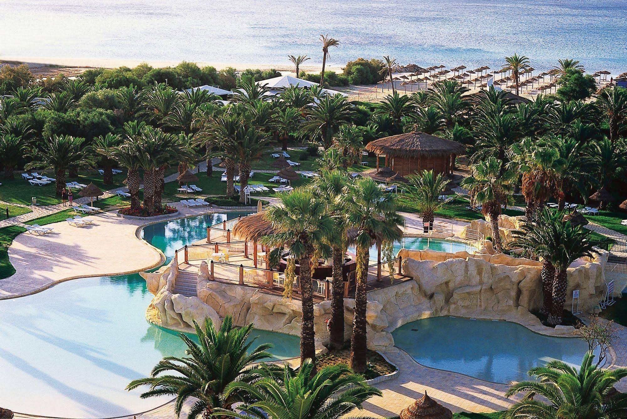 Sentido Phenicia Hotel Al-Hammamat Bagian luar foto