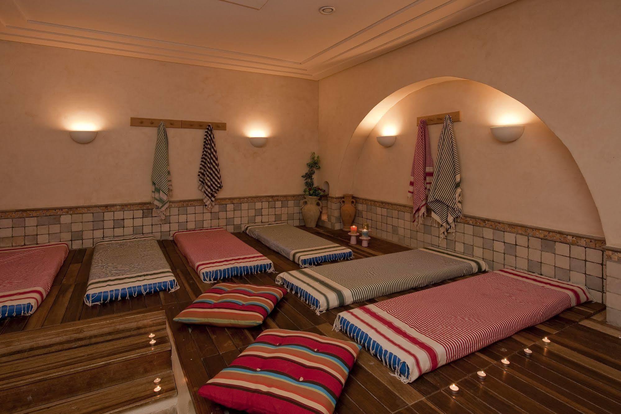 Sentido Phenicia Hotel Al-Hammamat Bagian luar foto